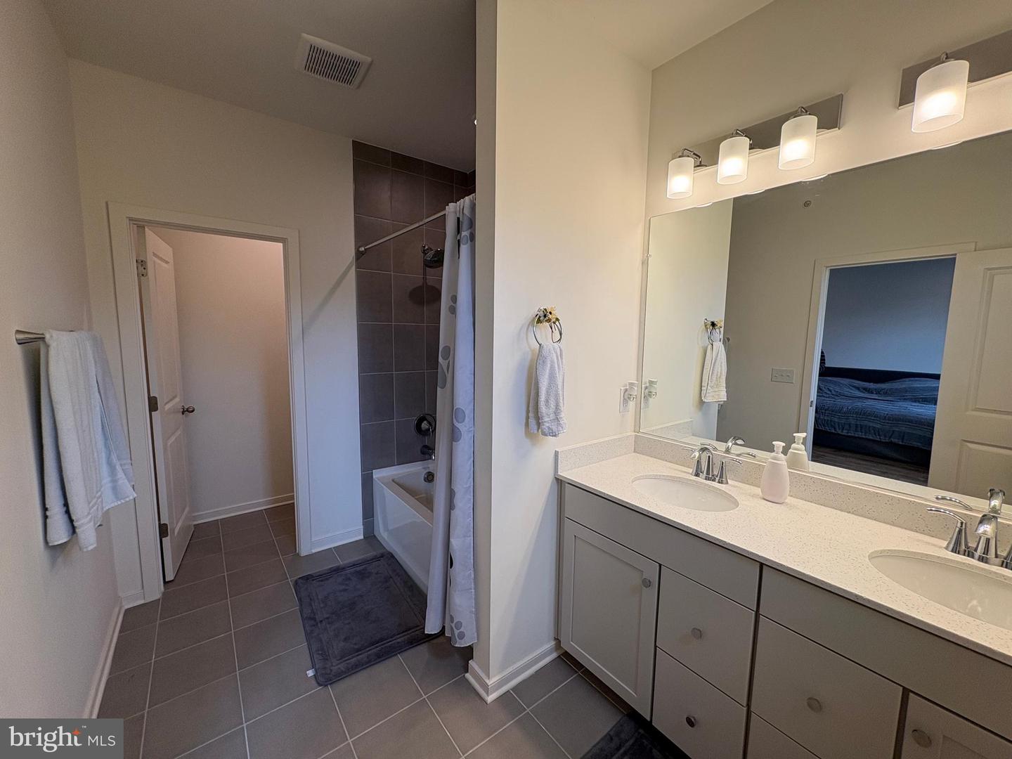 45948 SWALLOW TER, STERLING, Virginia 20165, 4 Bedrooms Bedrooms, 12 Rooms Rooms,2 BathroomsBathrooms,Residential,For sale,45948 SWALLOW TER,VALO2104650 MLS # VALO2104650