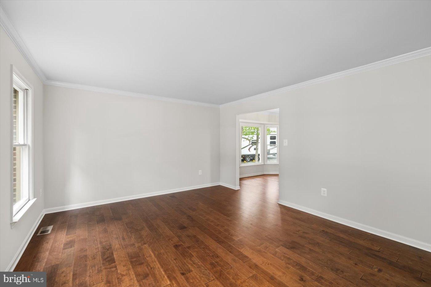 506 JETT ST, FREDERICKSBURG, Virginia 22405, 3 Bedrooms Bedrooms, 14 Rooms Rooms,2 BathroomsBathrooms,Residential,For sale,506 JETT ST,VAST2041854 MLS # VAST2041854