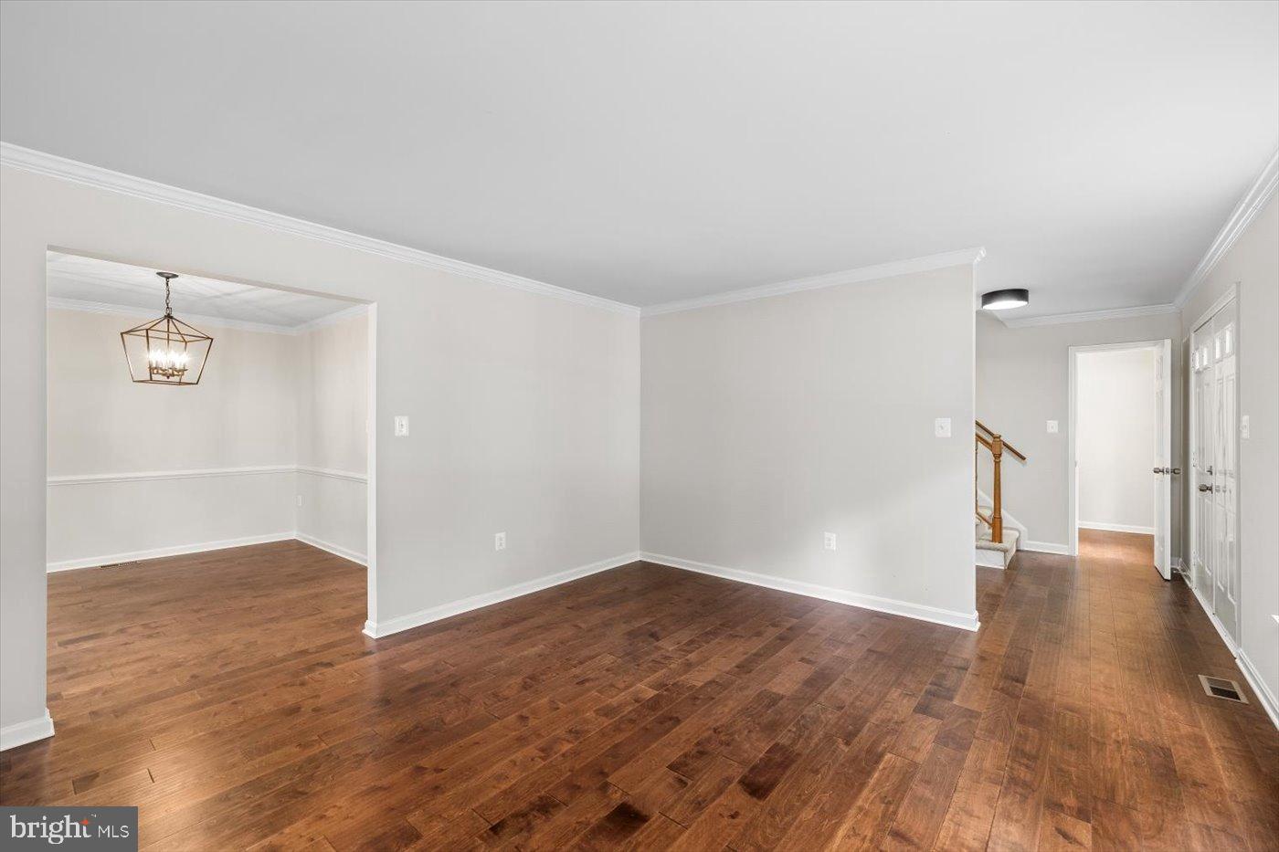 506 JETT ST, FREDERICKSBURG, Virginia 22405, 3 Bedrooms Bedrooms, 14 Rooms Rooms,2 BathroomsBathrooms,Residential,For sale,506 JETT ST,VAST2041854 MLS # VAST2041854