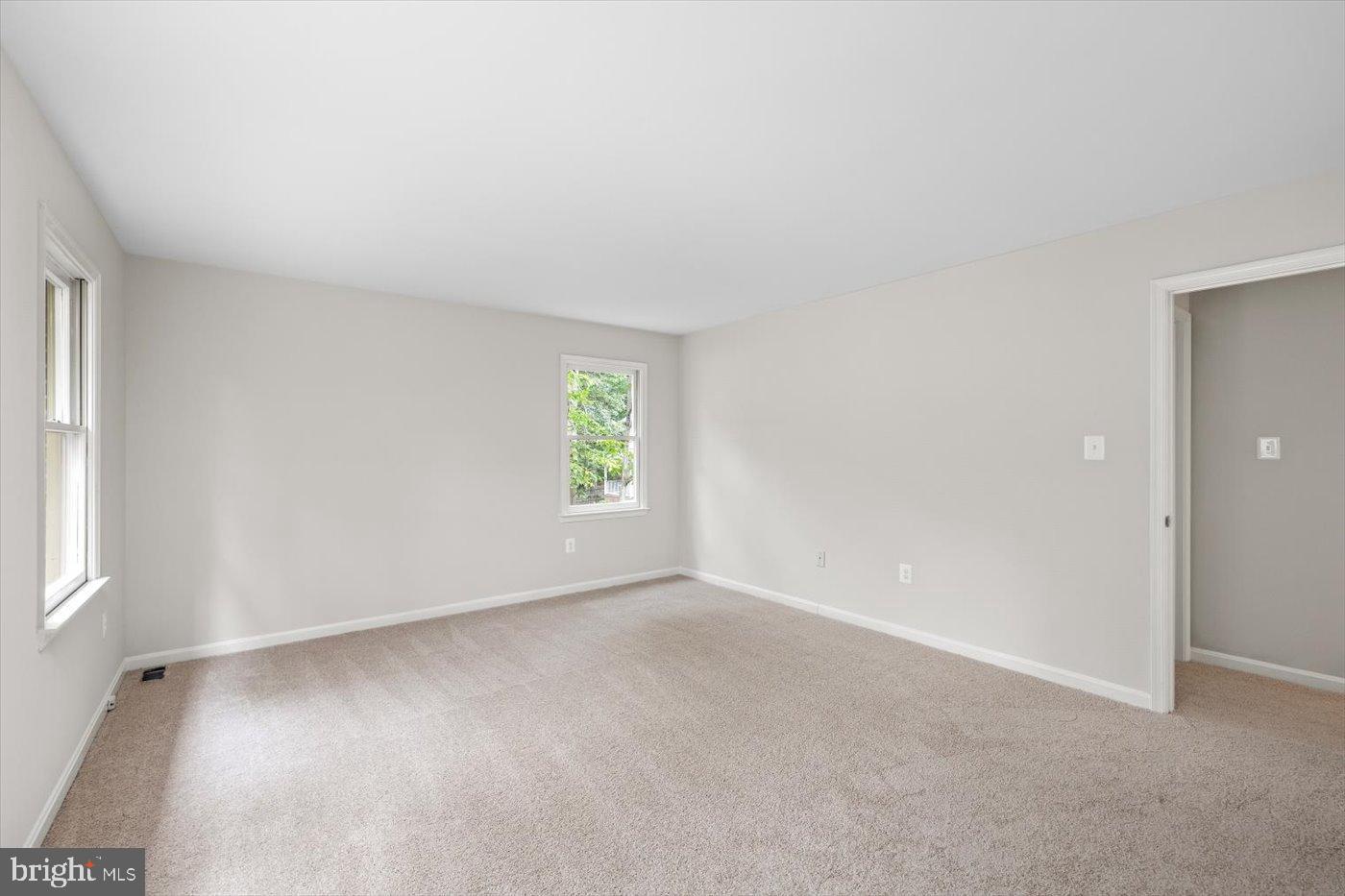 506 JETT ST, FREDERICKSBURG, Virginia 22405, 3 Bedrooms Bedrooms, 14 Rooms Rooms,2 BathroomsBathrooms,Residential,For sale,506 JETT ST,VAST2041854 MLS # VAST2041854