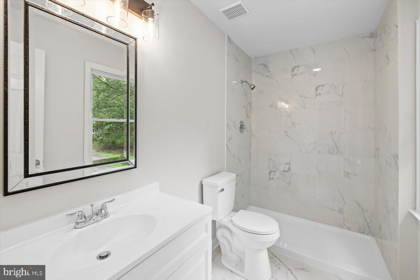 506 JETT ST, FREDERICKSBURG, Virginia 22405, 3 Bedrooms Bedrooms, 14 Rooms Rooms,2 BathroomsBathrooms,Residential,For sale,506 JETT ST,VAST2041854 MLS # VAST2041854