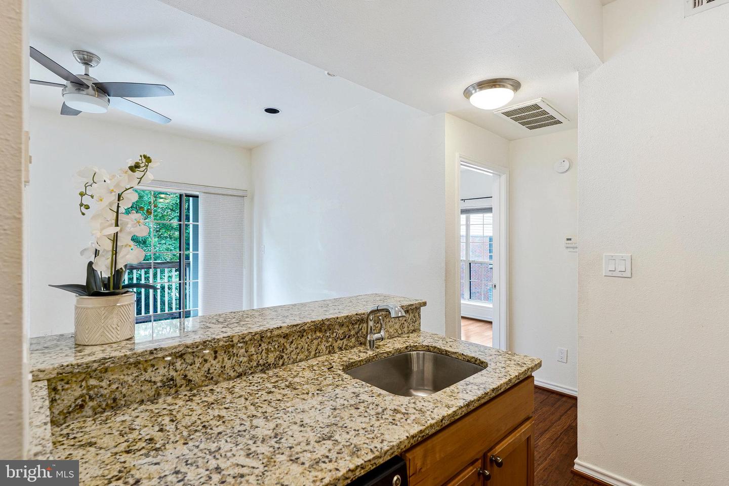 12164 PENDERVIEW LN #1627, FAIRFAX, Virginia 22033, 1 Bedroom Bedrooms, ,1 BathroomBathrooms,Residential,For sale,12164 PENDERVIEW LN #1627,VAFX2261624 MLS # VAFX2261624