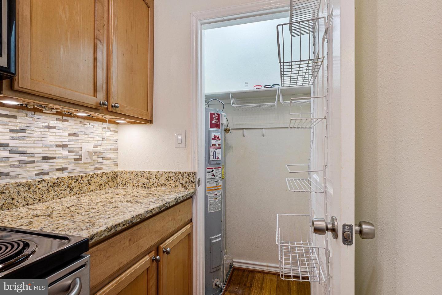 12164 PENDERVIEW LN #1627, FAIRFAX, Virginia 22033, 1 Bedroom Bedrooms, ,1 BathroomBathrooms,Residential,For sale,12164 PENDERVIEW LN #1627,VAFX2261624 MLS # VAFX2261624