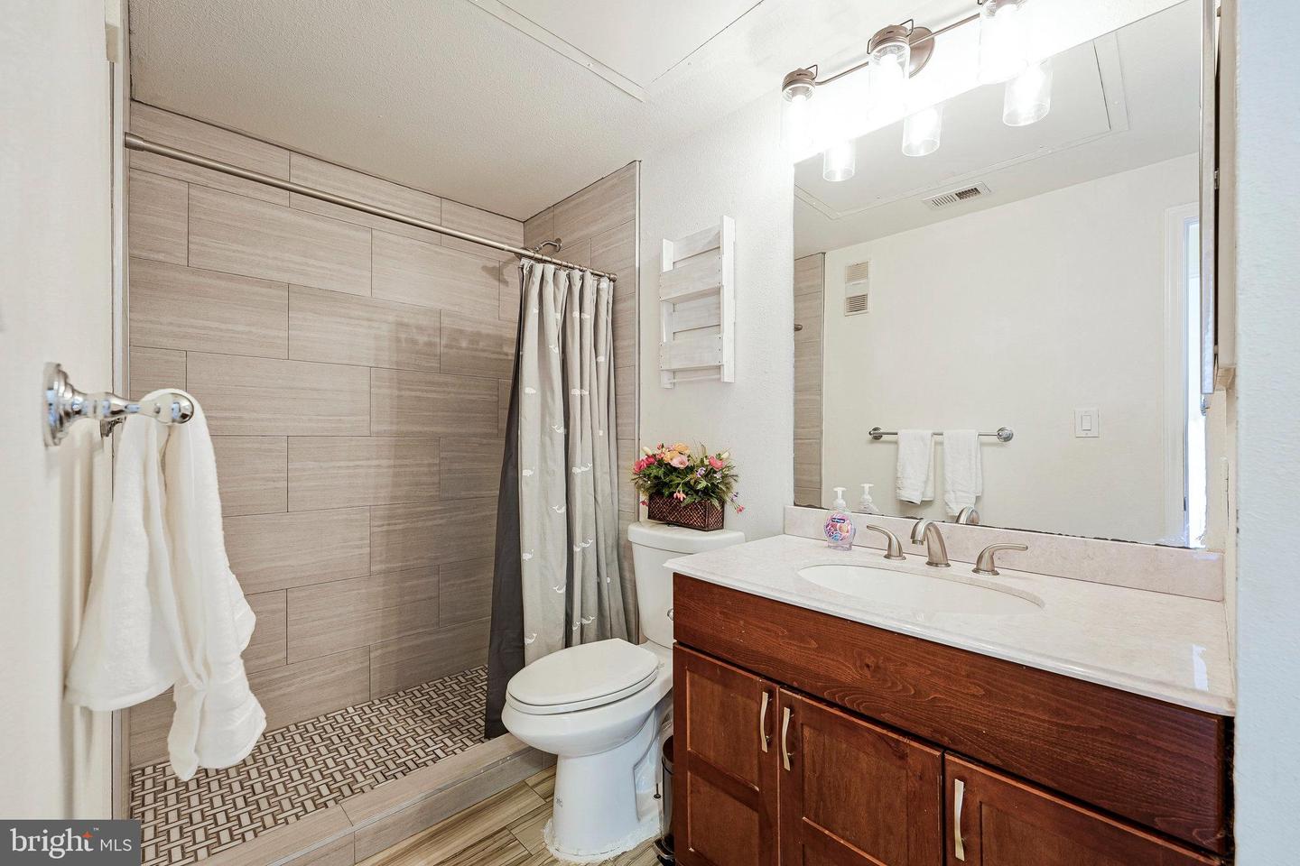 12164 PENDERVIEW LN #1627, FAIRFAX, Virginia 22033, 1 Bedroom Bedrooms, ,1 BathroomBathrooms,Residential,For sale,12164 PENDERVIEW LN #1627,VAFX2261624 MLS # VAFX2261624