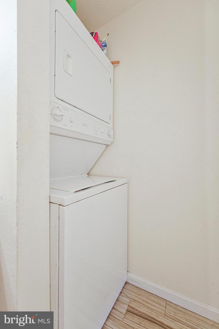 12164 PENDERVIEW LN #1627, FAIRFAX, Virginia 22033, 1 Bedroom Bedrooms, ,1 BathroomBathrooms,Residential,For sale,12164 PENDERVIEW LN #1627,VAFX2261624 MLS # VAFX2261624