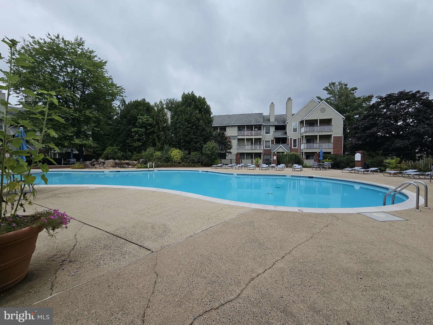 12164 PENDERVIEW LN #1627, FAIRFAX, Virginia 22033, 1 Bedroom Bedrooms, ,1 BathroomBathrooms,Residential,For sale,12164 PENDERVIEW LN #1627,VAFX2261624 MLS # VAFX2261624