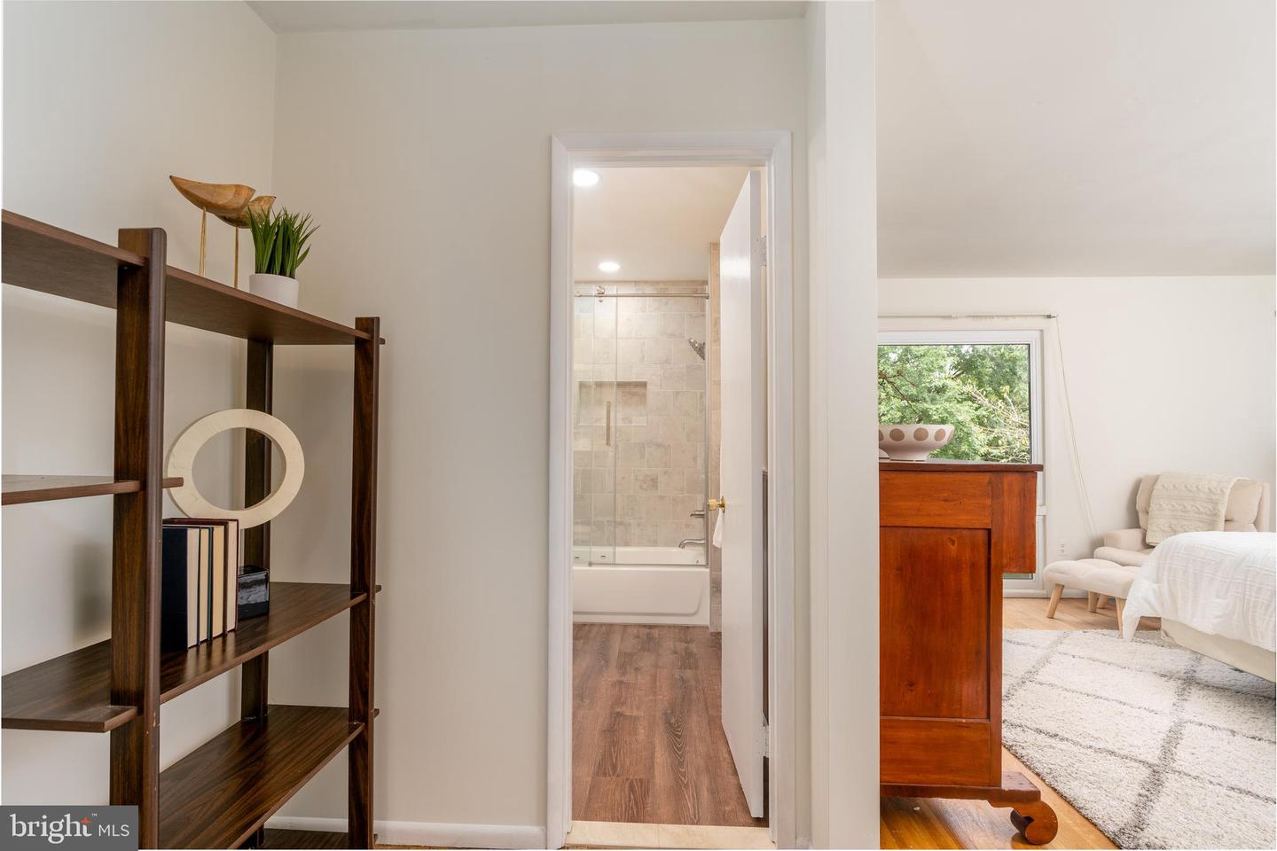 3002 SEVOR LN, ALEXANDRIA, Virginia 22309, 5 Bedrooms Bedrooms, ,3 BathroomsBathrooms,Residential,For sale,3002 SEVOR LN,VAFX2261684 MLS # VAFX2261684