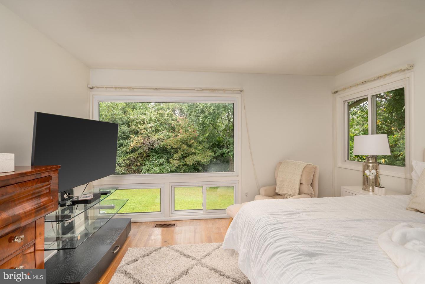 3002 SEVOR LN, ALEXANDRIA, Virginia 22309, 5 Bedrooms Bedrooms, ,3 BathroomsBathrooms,Residential,For sale,3002 SEVOR LN,VAFX2261684 MLS # VAFX2261684