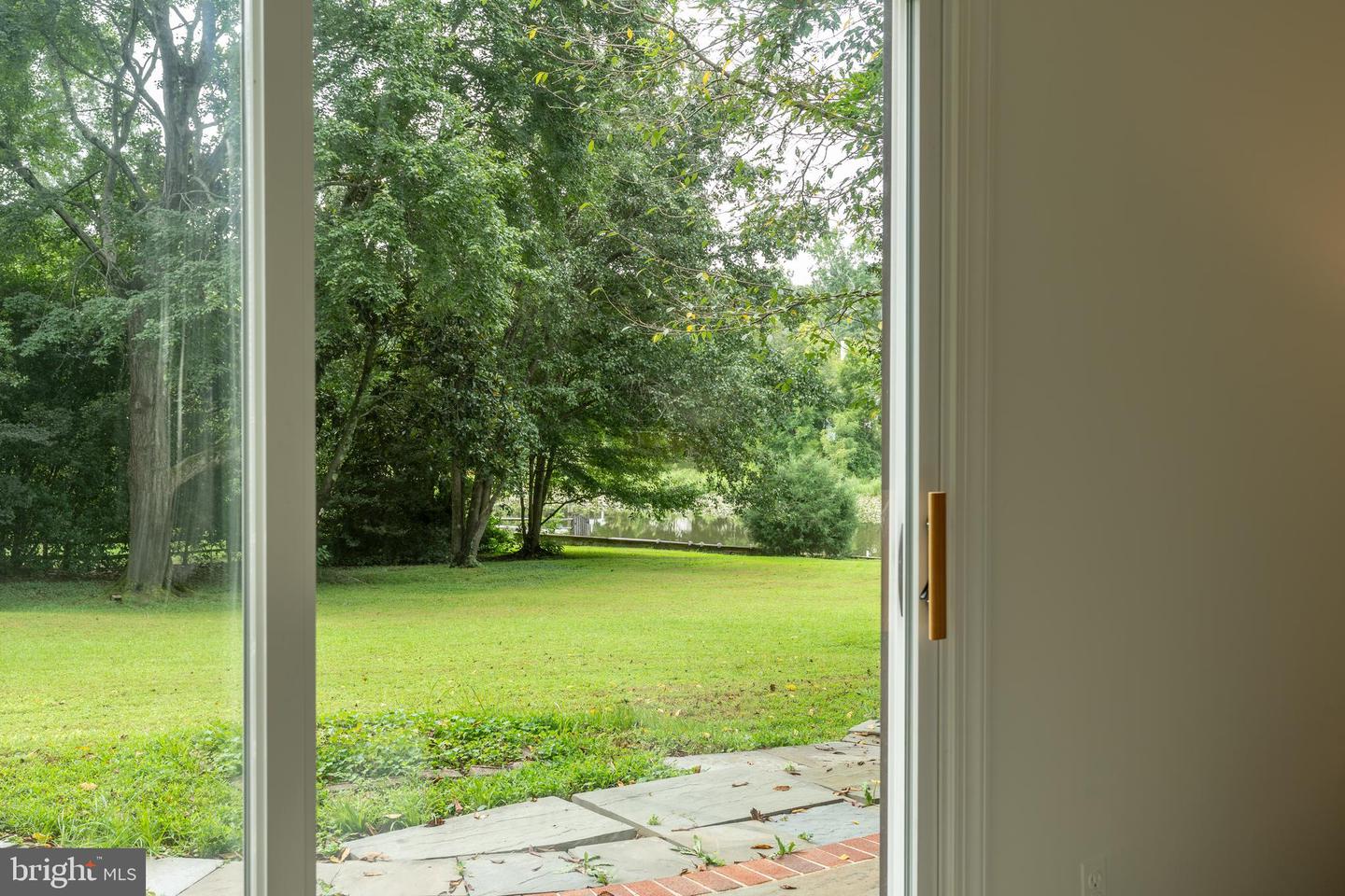 3002 SEVOR LN, ALEXANDRIA, Virginia 22309, 5 Bedrooms Bedrooms, ,3 BathroomsBathrooms,Residential,For sale,3002 SEVOR LN,VAFX2261684 MLS # VAFX2261684