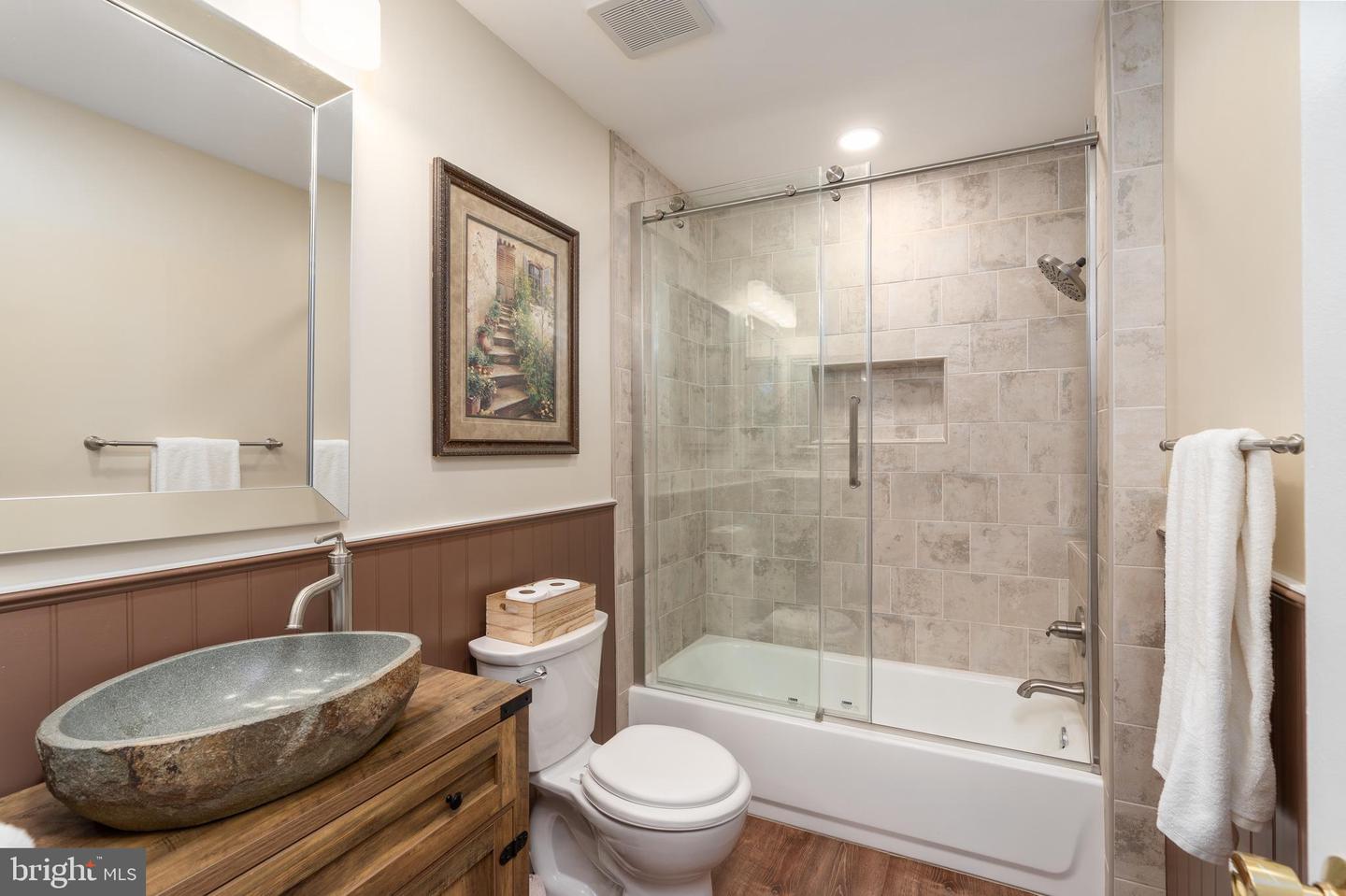 3002 SEVOR LN, ALEXANDRIA, Virginia 22309, 5 Bedrooms Bedrooms, ,3 BathroomsBathrooms,Residential,For sale,3002 SEVOR LN,VAFX2261684 MLS # VAFX2261684