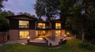 3002 SEVOR LN, ALEXANDRIA, Virginia 22309, 5 Bedrooms Bedrooms, ,3 BathroomsBathrooms,Residential,For sale,3002 SEVOR LN,VAFX2261684 MLS # VAFX2261684