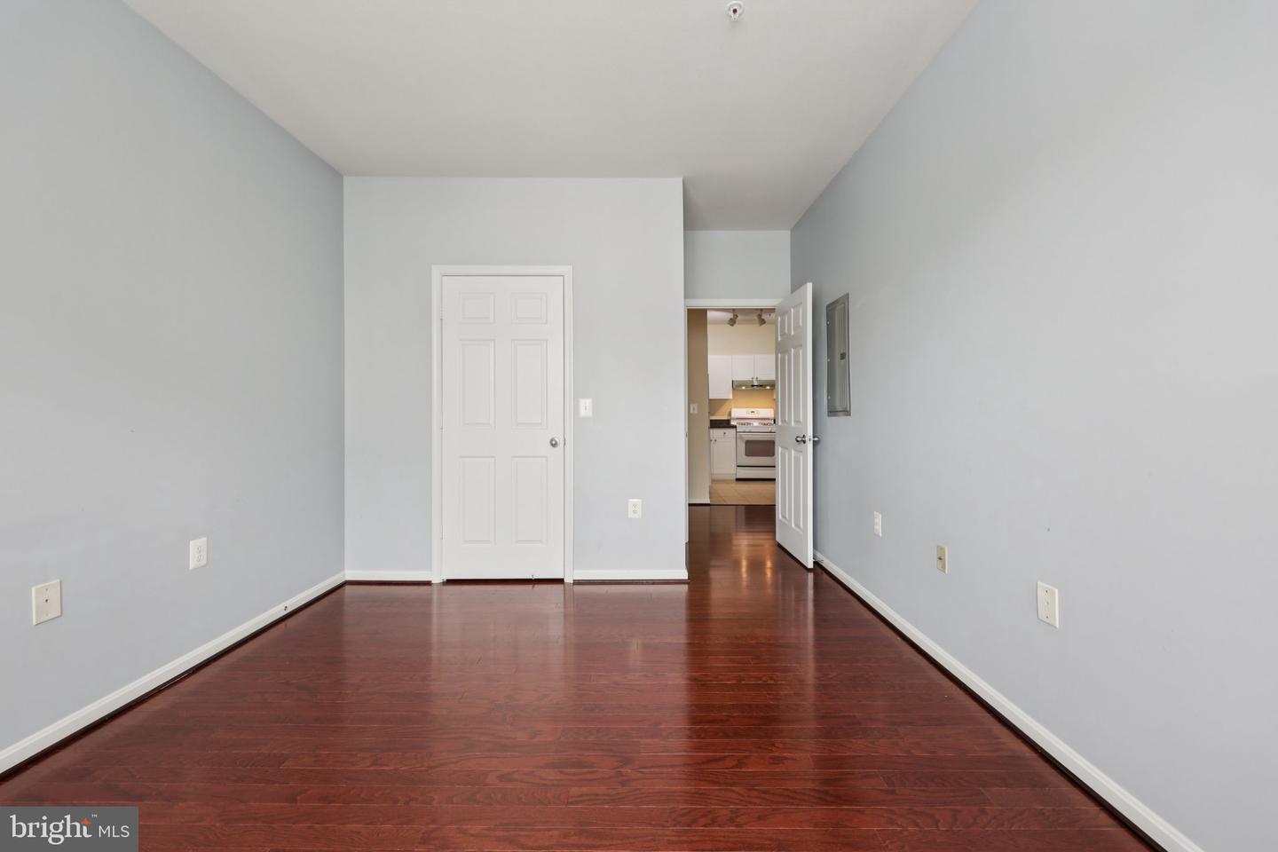 11355 ARISTOTLE DR #8-313, FAIRFAX, Virginia 22030, 2 Bedrooms Bedrooms, ,2 BathroomsBathrooms,Residential,For sale,11355 ARISTOTLE DR #8-313,VAFX2261694 MLS # VAFX2261694 11355 ARISTOTLE DR #8-313, FAIRFAX, Virginia 22030, 2 Bedrooms Bedrooms, ,2 BathroomsBathrooms,Residential,For sale,11355 ARISTOTLE DR #8-313,VAFX2261694 MLS # VAFX2261694