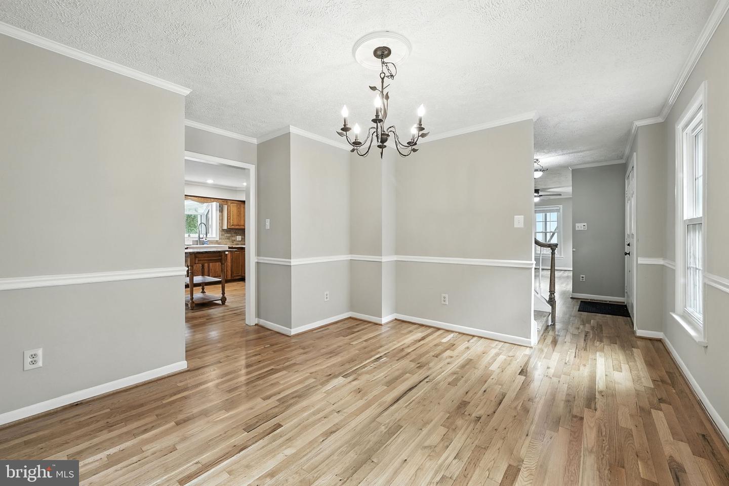 16211 SUNNY KNOLL DR, DUMFRIES, Virginia 22025, 4 Bedrooms Bedrooms, ,2 BathroomsBathrooms,Residential,For sale,16211 SUNNY KNOLL DR,VAPW2101682 MLS # VAPW2101682
