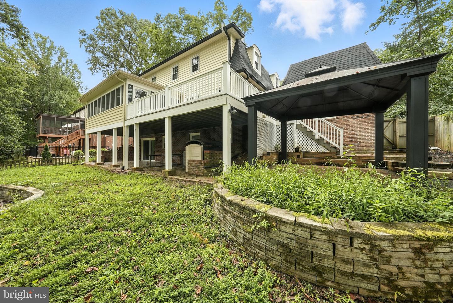 16211 SUNNY KNOLL DR, DUMFRIES, Virginia 22025, 4 Bedrooms Bedrooms, ,2 BathroomsBathrooms,Residential,For sale,16211 SUNNY KNOLL DR,VAPW2101682 MLS # VAPW2101682