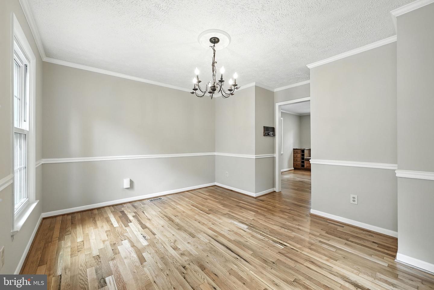 16211 SUNNY KNOLL DR, DUMFRIES, Virginia 22025, 4 Bedrooms Bedrooms, ,2 BathroomsBathrooms,Residential,For sale,16211 SUNNY KNOLL DR,VAPW2101682 MLS # VAPW2101682