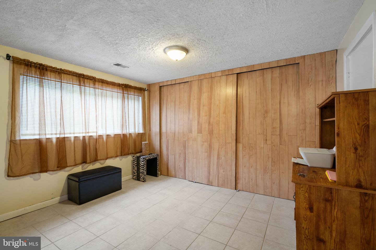 4031 FORGE DR, WOODBRIDGE, Virginia 22193, 5 Bedrooms Bedrooms, ,4 BathroomsBathrooms,Residential,For sale,4031 FORGE DR,VAPW2101702 MLS # VAPW2101702