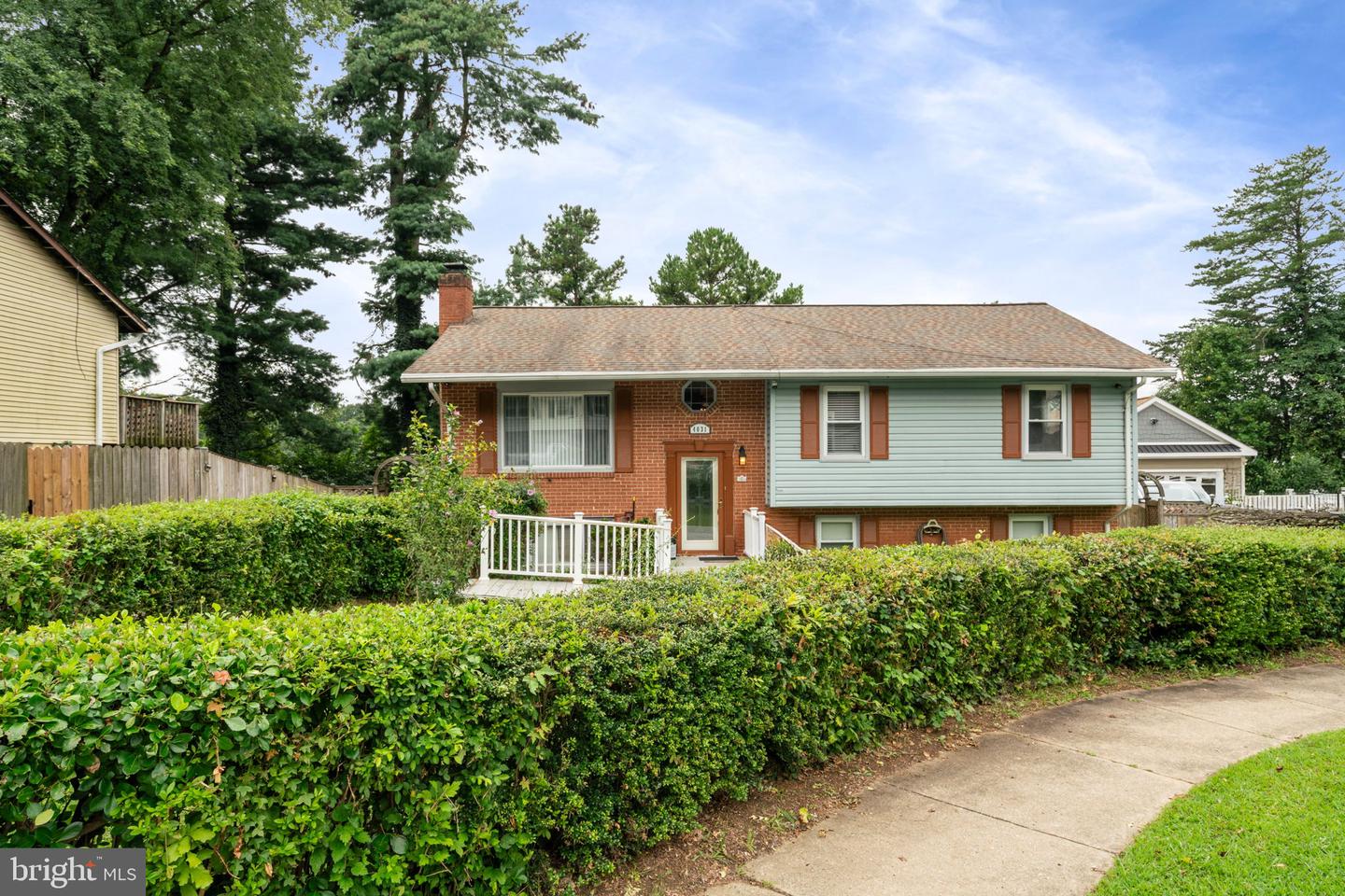 4031 FORGE DR, WOODBRIDGE, Virginia 22193, 5 Bedrooms Bedrooms, ,4 BathroomsBathrooms,Residential,For sale,4031 FORGE DR,VAPW2101702 MLS # VAPW2101702