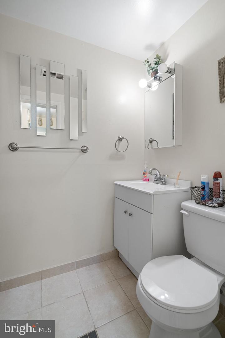 4031 FORGE DR, WOODBRIDGE, Virginia 22193, 5 Bedrooms Bedrooms, ,4 BathroomsBathrooms,Residential,For sale,4031 FORGE DR,VAPW2101702 MLS # VAPW2101702