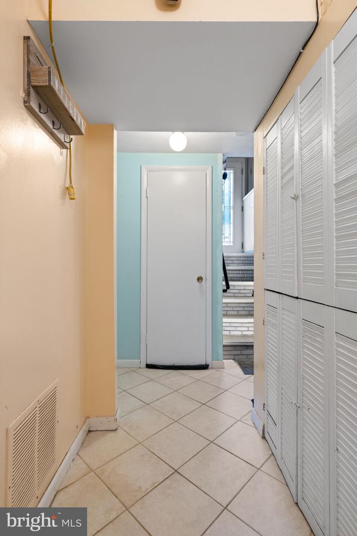 4031 FORGE DR, WOODBRIDGE, Virginia 22193, 5 Bedrooms Bedrooms, ,4 BathroomsBathrooms,Residential,For sale,4031 FORGE DR,VAPW2101702 MLS # VAPW2101702