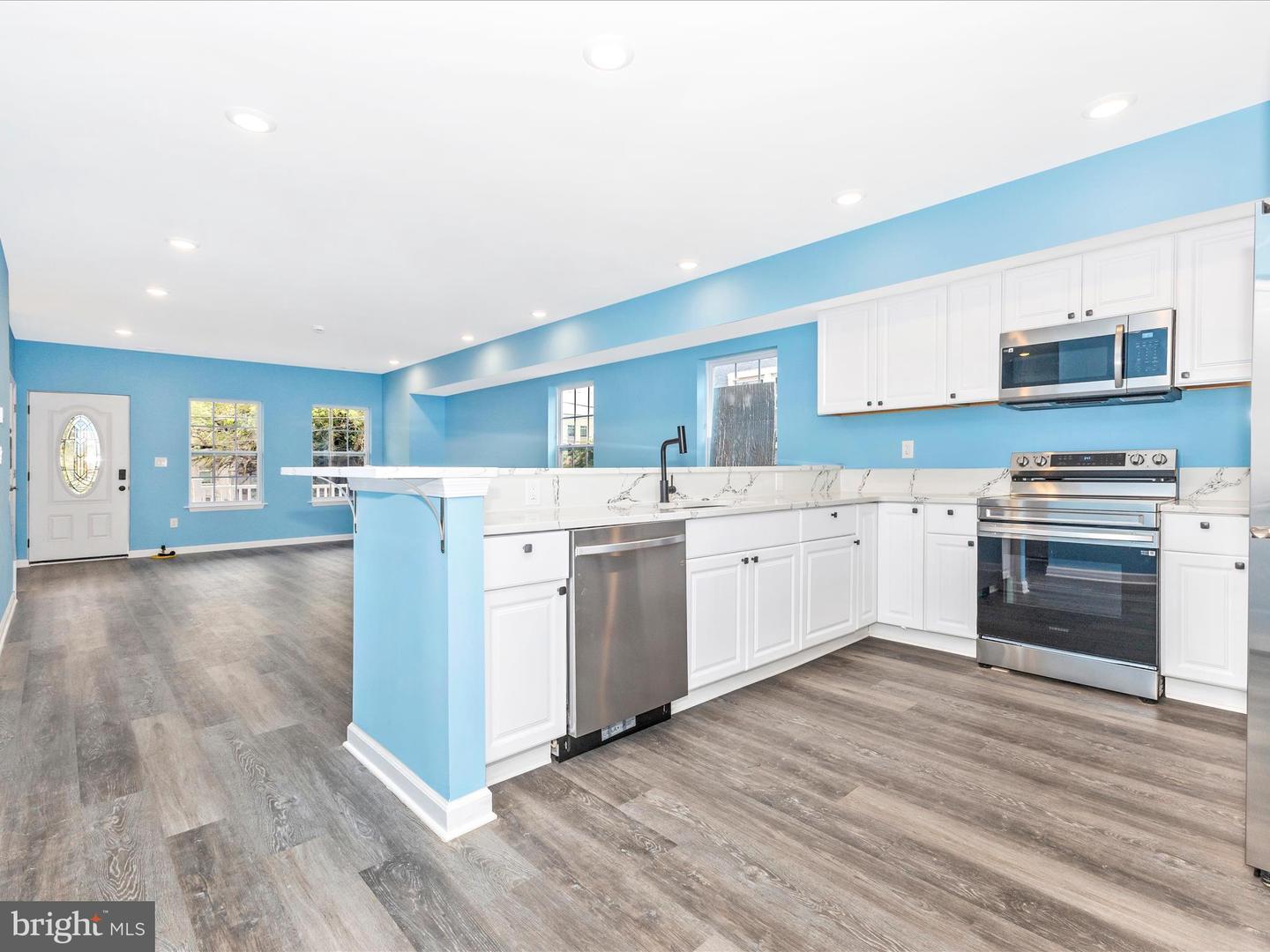 4820 HAYES ST NE, WASHINGTON, District Of Columbia 20019, 4 Bedrooms Bedrooms, 11 Rooms Rooms,3 BathroomsBathrooms,Residential,For sale,4820 HAYES ST NE,DCDC2215598 MLS # DCDC2215598