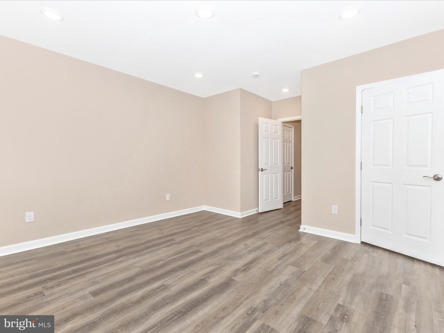 4820 HAYES ST NE, WASHINGTON, District Of Columbia 20019, 4 Bedrooms Bedrooms, 11 Rooms Rooms,3 BathroomsBathrooms,Residential,For sale,4820 HAYES ST NE,DCDC2215598 MLS # DCDC2215598
