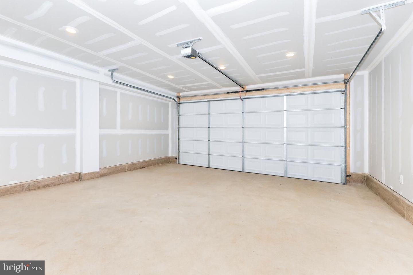 4820 HAYES ST NE, WASHINGTON, District Of Columbia 20019, 4 Bedrooms Bedrooms, 11 Rooms Rooms,3 BathroomsBathrooms,Residential,For sale,4820 HAYES ST NE,DCDC2215598 MLS # DCDC2215598
