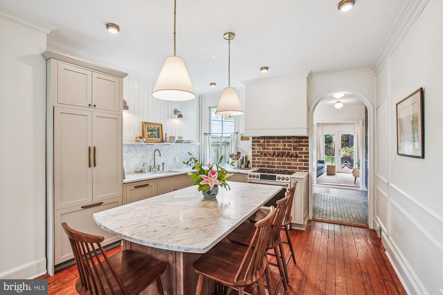 106 COMMERCE ST, ALEXANDRIA, Virginia 22314, 3 Bedrooms Bedrooms, 6 Rooms Rooms,2 BathroomsBathrooms,Residential,For sale,106 COMMERCE ST,VAAX2048714 MLS # VAAX2048714