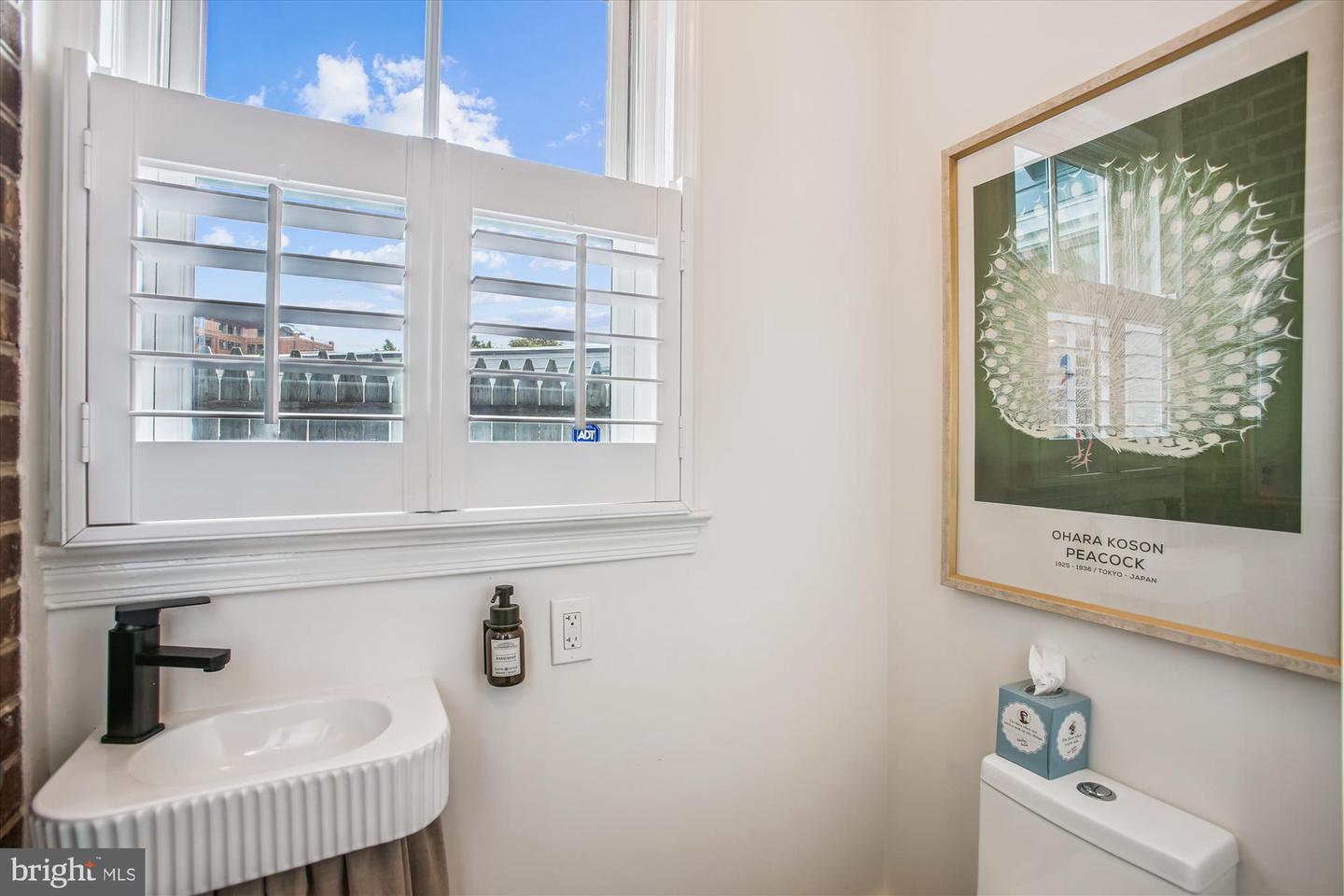 106 COMMERCE ST, ALEXANDRIA, Virginia 22314, 3 Bedrooms Bedrooms, 6 Rooms Rooms,2 BathroomsBathrooms,Residential,For sale,106 COMMERCE ST,VAAX2048714 MLS # VAAX2048714
