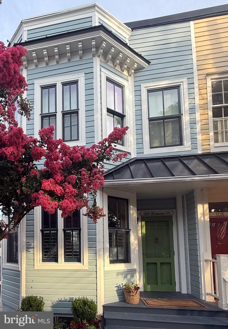 106 COMMERCE ST, ALEXANDRIA, Virginia 22314, 3 Bedrooms Bedrooms, 6 Rooms Rooms,2 BathroomsBathrooms,Residential,For sale,106 COMMERCE ST,VAAX2048714 MLS # VAAX2048714