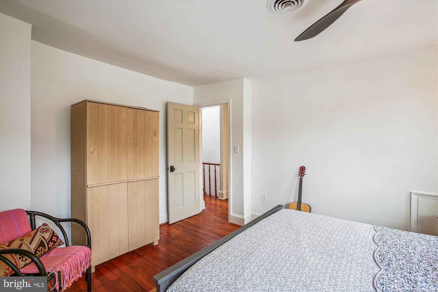 106 COMMERCE ST, ALEXANDRIA, Virginia 22314, 3 Bedrooms Bedrooms, 6 Rooms Rooms,2 BathroomsBathrooms,Residential,For sale,106 COMMERCE ST,VAAX2048714 MLS # VAAX2048714