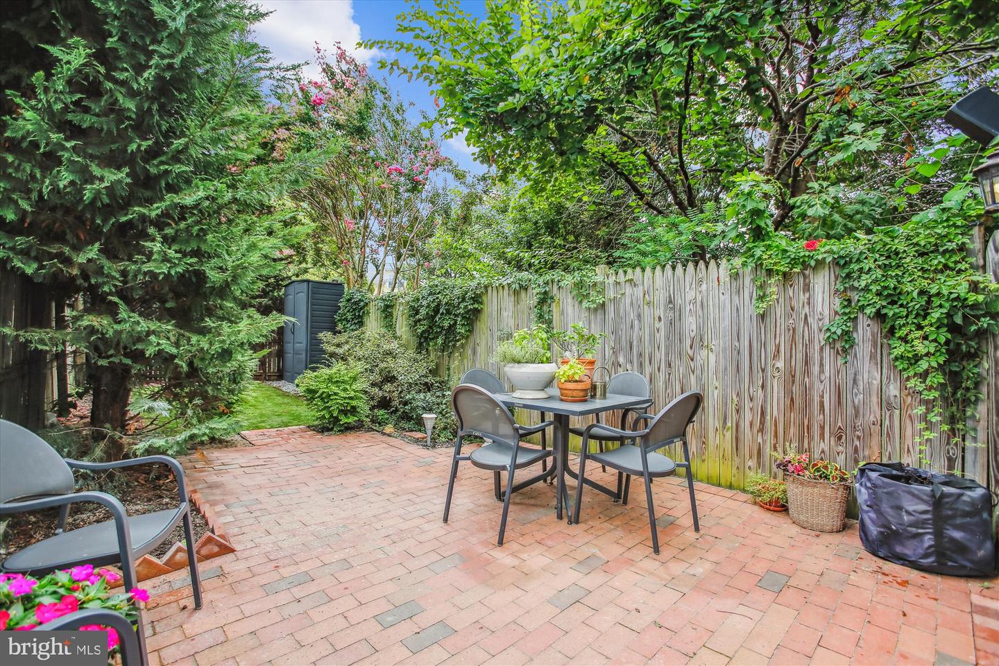106 COMMERCE ST, ALEXANDRIA, Virginia 22314, 3 Bedrooms Bedrooms, 6 Rooms Rooms,2 BathroomsBathrooms,Residential,For sale,106 COMMERCE ST,VAAX2048714 MLS # VAAX2048714