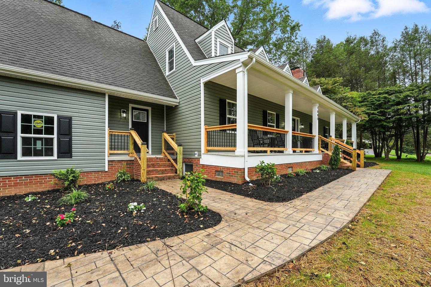7085 BRAMBLE WAY, WARRENTON, Virginia 20187, 5 Bedrooms Bedrooms, ,3 BathroomsBathrooms,Residential,For sale,7085 BRAMBLE WAY,VAFQ2017962 MLS # VAFQ2017962