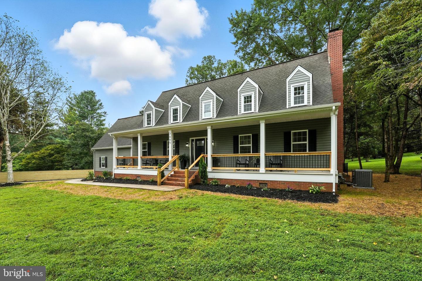 7085 BRAMBLE WAY, WARRENTON, Virginia 20187, 5 Bedrooms Bedrooms, ,3 BathroomsBathrooms,Residential,For sale,7085 BRAMBLE WAY,VAFQ2017962 MLS # VAFQ2017962