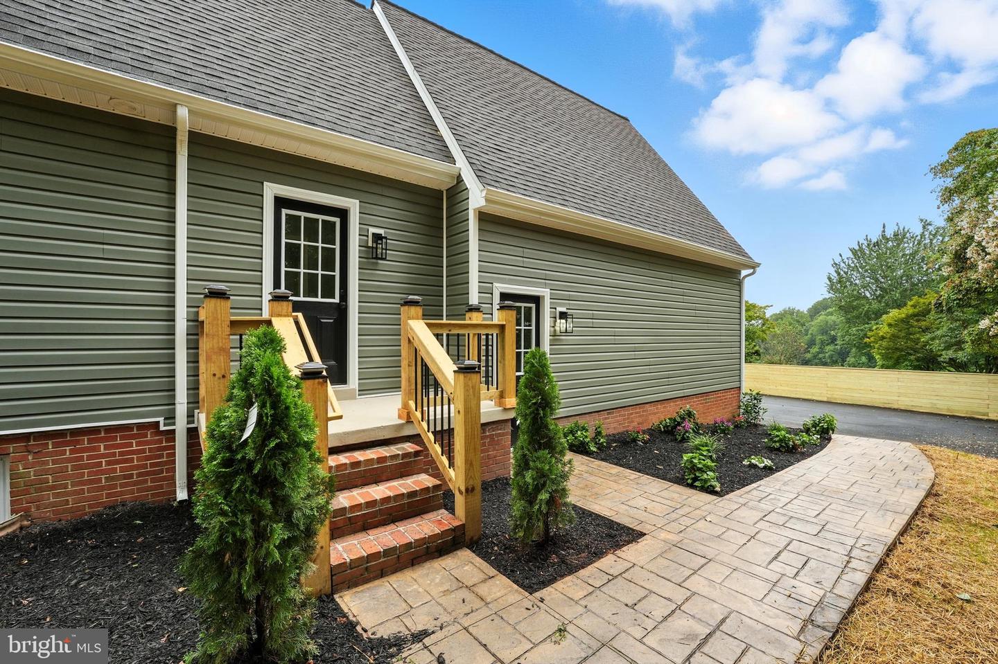 7085 BRAMBLE WAY, WARRENTON, Virginia 20187, 5 Bedrooms Bedrooms, ,3 BathroomsBathrooms,Residential,For sale,7085 BRAMBLE WAY,VAFQ2017962 MLS # VAFQ2017962