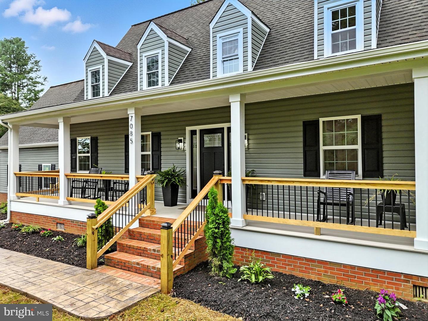 7085 BRAMBLE WAY, WARRENTON, Virginia 20187, 5 Bedrooms Bedrooms, ,3 BathroomsBathrooms,Residential,For sale,7085 BRAMBLE WAY,VAFQ2017962 MLS # VAFQ2017962