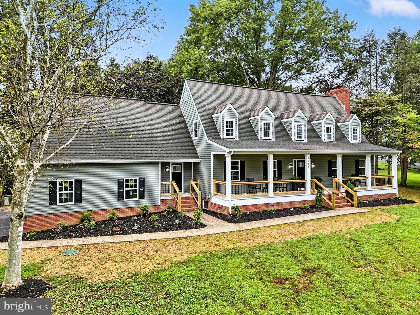 7085 BRAMBLE WAY, WARRENTON, Virginia 20187, 5 Bedrooms Bedrooms, ,3 BathroomsBathrooms,Residential,For sale,7085 BRAMBLE WAY,VAFQ2017962 MLS # VAFQ2017962