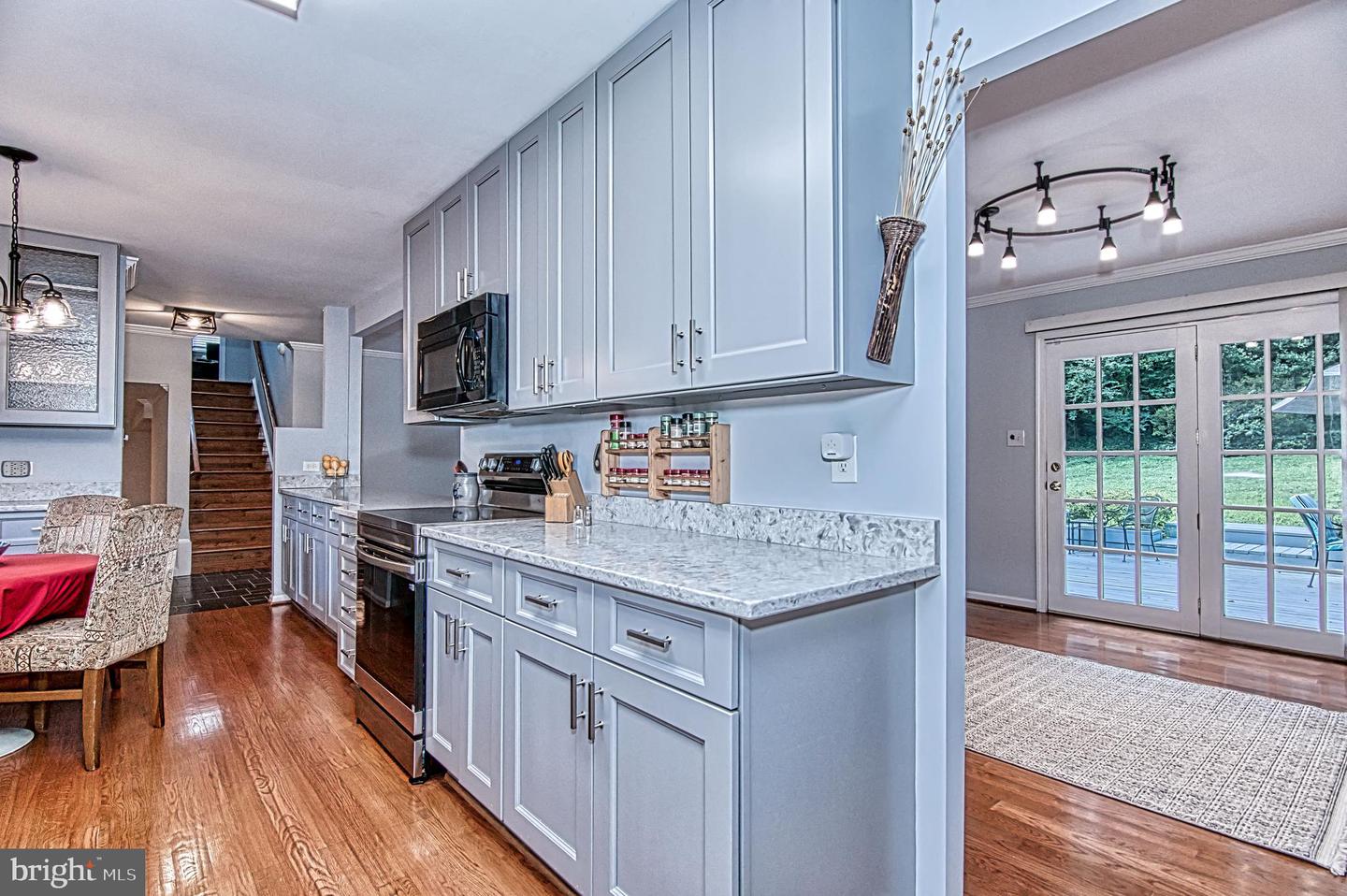 7128 DEVONSHIRE RD, ALEXANDRIA, Virginia 22307, 5 Bedrooms Bedrooms, ,3 BathroomsBathrooms,Residential,For sale,7128 DEVONSHIRE RD,VAFX2262248 MLS # VAFX2262248