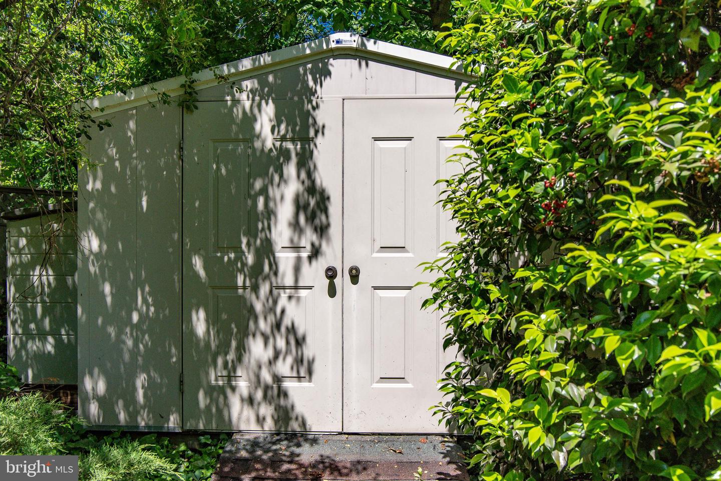 7128 DEVONSHIRE RD, ALEXANDRIA, Virginia 22307, 5 Bedrooms Bedrooms, ,3 BathroomsBathrooms,Residential,For sale,7128 DEVONSHIRE RD,VAFX2262248 MLS # VAFX2262248 7128 DEVONSHIRE RD, ALEXANDRIA, Virginia 22307, 5 Bedrooms Bedrooms, ,3 BathroomsBathrooms,Residential,For sale,7128 DEVONSHIRE RD,VAFX2262248 MLS # VAFX2262248