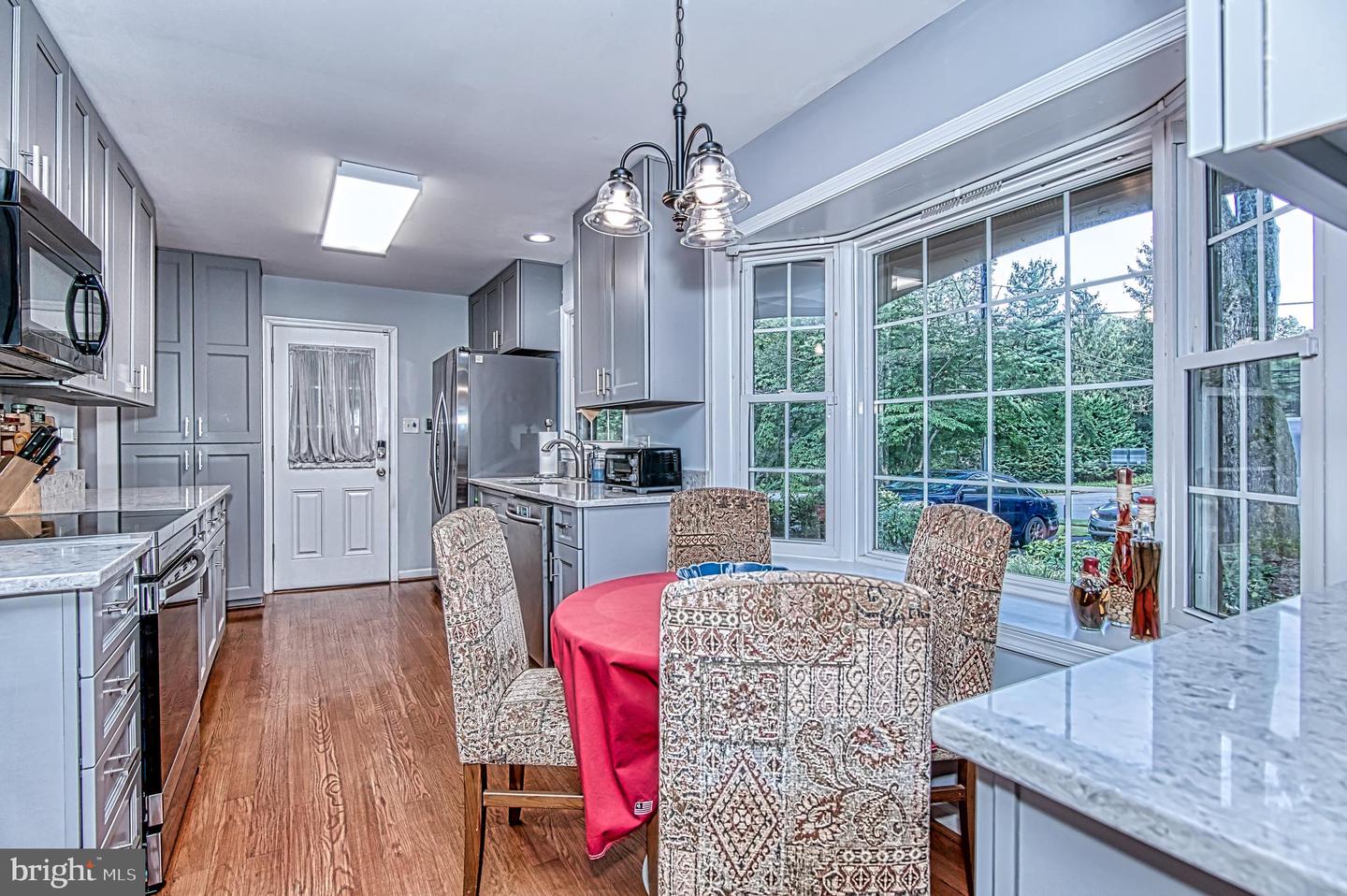 7128 DEVONSHIRE RD, ALEXANDRIA, Virginia 22307, 5 Bedrooms Bedrooms, ,3 BathroomsBathrooms,Residential,For sale,7128 DEVONSHIRE RD,VAFX2262248 MLS # VAFX2262248
