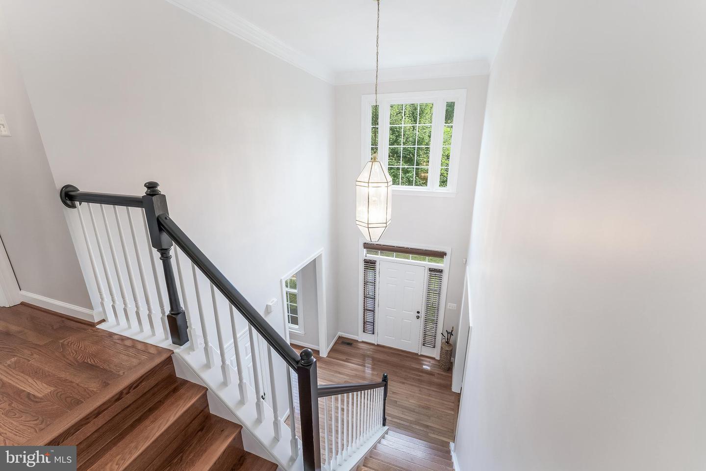 5274 TRACTOR LN, FAIRFAX, Virginia 22030, 4 Bedrooms Bedrooms, ,2 BathroomsBathrooms,Residential,For sale,5274 TRACTOR LN,VAFX2261944 MLS # VAFX2261944