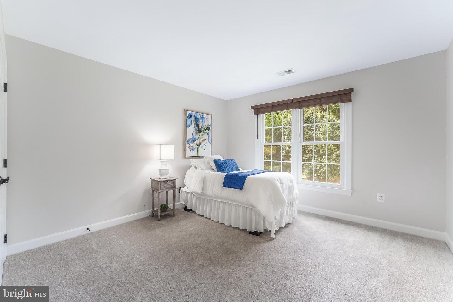 5274 TRACTOR LN, FAIRFAX, Virginia 22030, 4 Bedrooms Bedrooms, ,2 BathroomsBathrooms,Residential,For sale,5274 TRACTOR LN,VAFX2261944 MLS # VAFX2261944