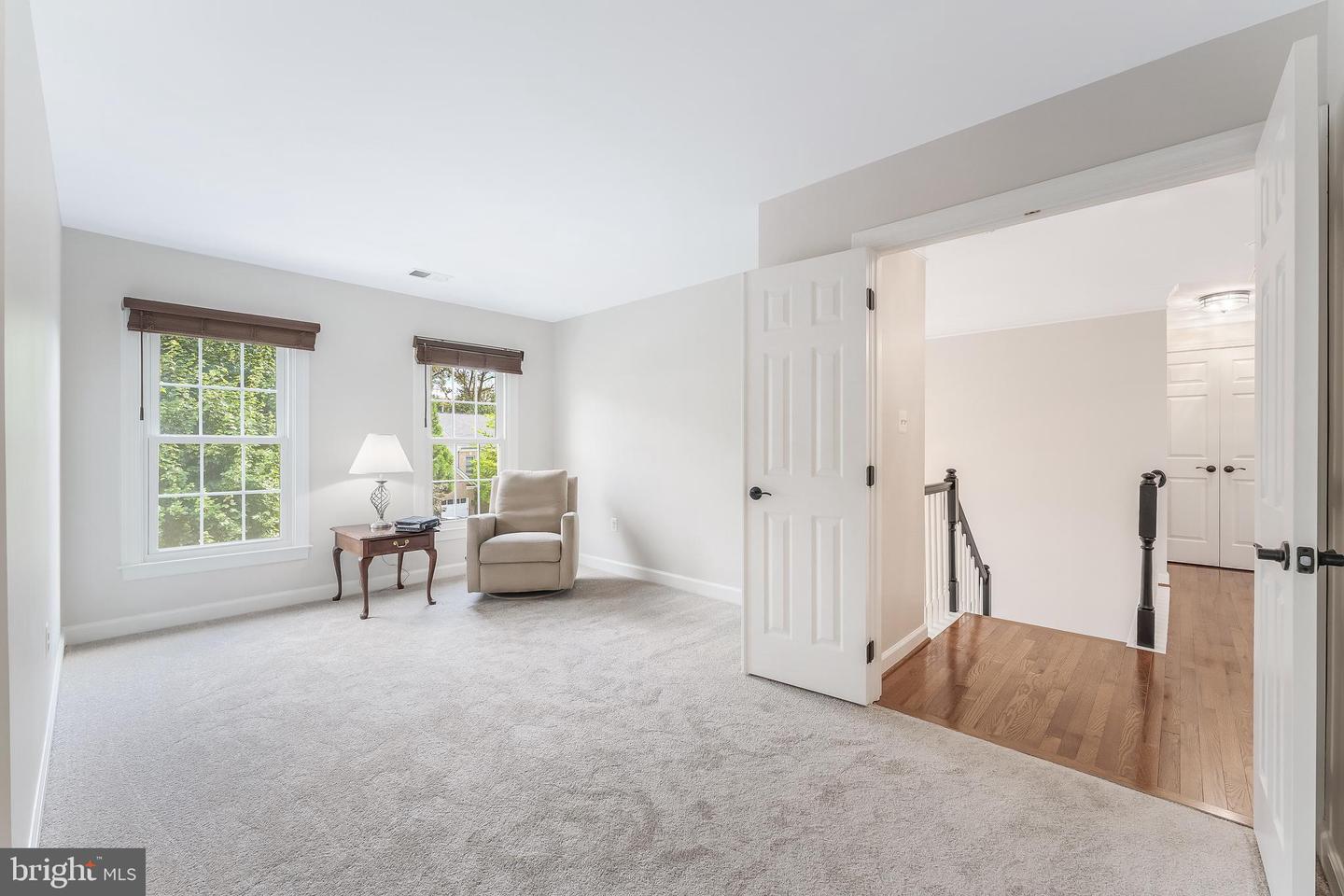 5274 TRACTOR LN, FAIRFAX, Virginia 22030, 4 Bedrooms Bedrooms, ,2 BathroomsBathrooms,Residential,For sale,5274 TRACTOR LN,VAFX2261944 MLS # VAFX2261944