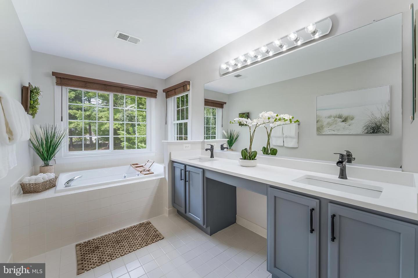 5274 TRACTOR LN, FAIRFAX, Virginia 22030, 4 Bedrooms Bedrooms, ,2 BathroomsBathrooms,Residential,For sale,5274 TRACTOR LN,VAFX2261944 MLS # VAFX2261944