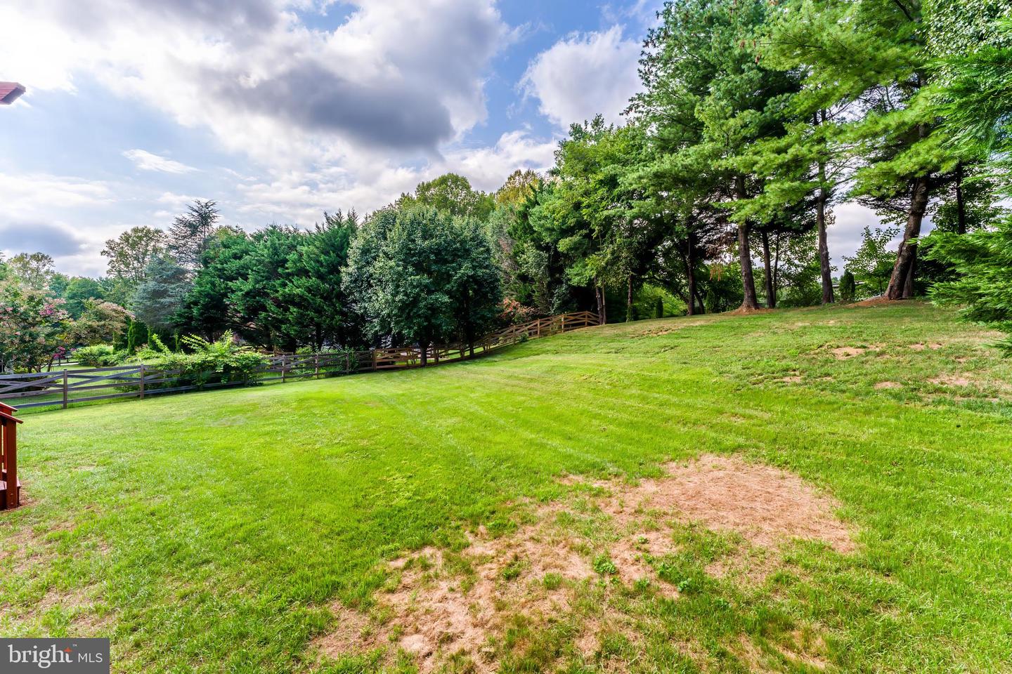 5274 TRACTOR LN, FAIRFAX, Virginia 22030, 4 Bedrooms Bedrooms, ,2 BathroomsBathrooms,Residential,For sale,5274 TRACTOR LN,VAFX2261944 MLS # VAFX2261944
