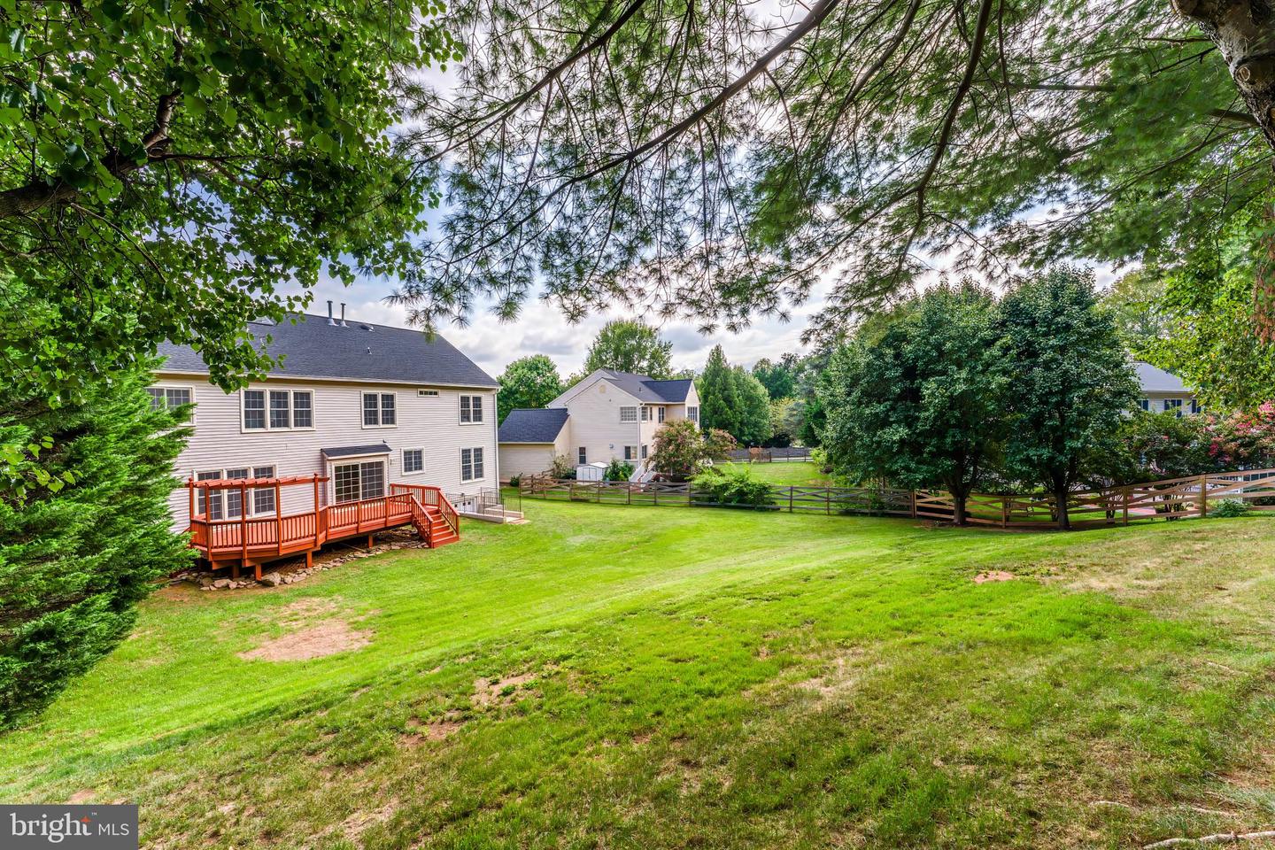 5274 TRACTOR LN, FAIRFAX, Virginia 22030, 4 Bedrooms Bedrooms, ,2 BathroomsBathrooms,Residential,For sale,5274 TRACTOR LN,VAFX2261944 MLS # VAFX2261944