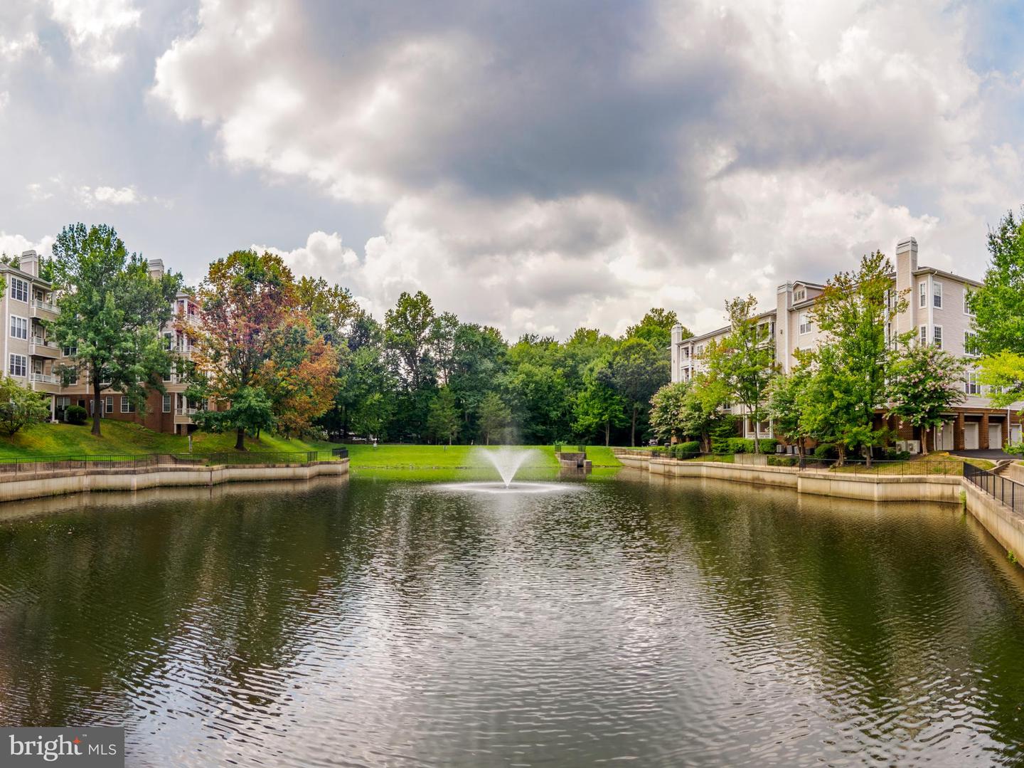 4330-L CANNON RIDGE CT #31, FAIRFAX, Virginia 22033, 2 Bedrooms Bedrooms, 4 Rooms Rooms,2 BathroomsBathrooms,Residential,For sale,4330-L CANNON RIDGE CT #31,VAFX2262268 MLS # VAFX2262268