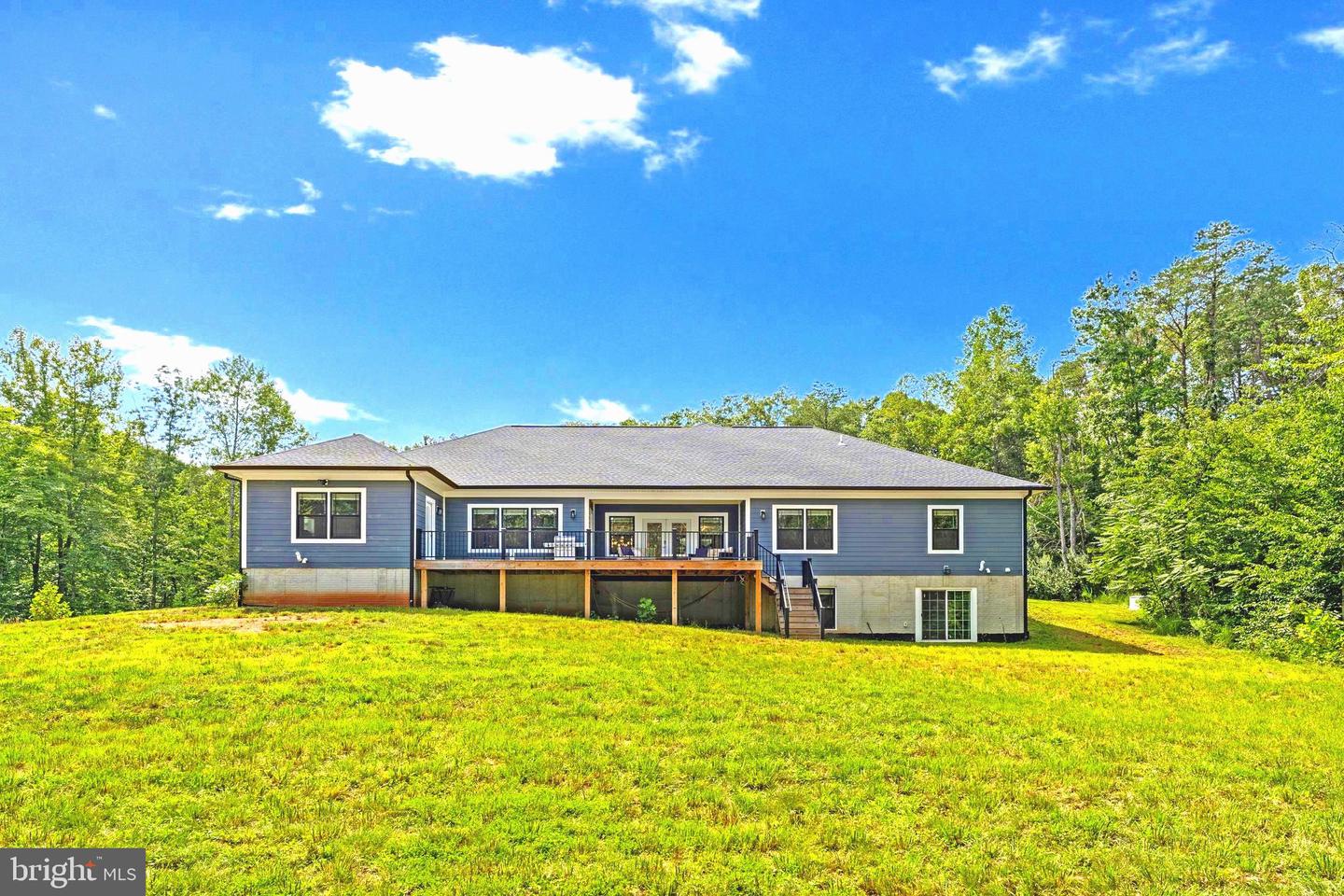 14051 HEATHERS OVERLOOK CT, NOKESVILLE, Virginia 20181, 4 Bedrooms Bedrooms, ,4 BathroomsBathrooms,Residential,For sale,14051 HEATHERS OVERLOOK CT,VAPW2101758 MLS # VAPW2101758