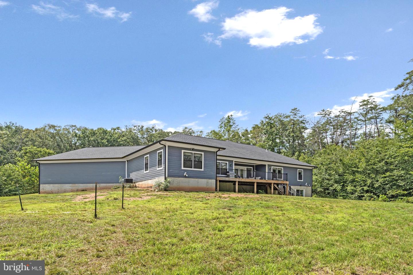 14051 HEATHERS OVERLOOK CT, NOKESVILLE, Virginia 20181, 4 Bedrooms Bedrooms, ,4 BathroomsBathrooms,Residential,For sale,14051 HEATHERS OVERLOOK CT,VAPW2101758 MLS # VAPW2101758