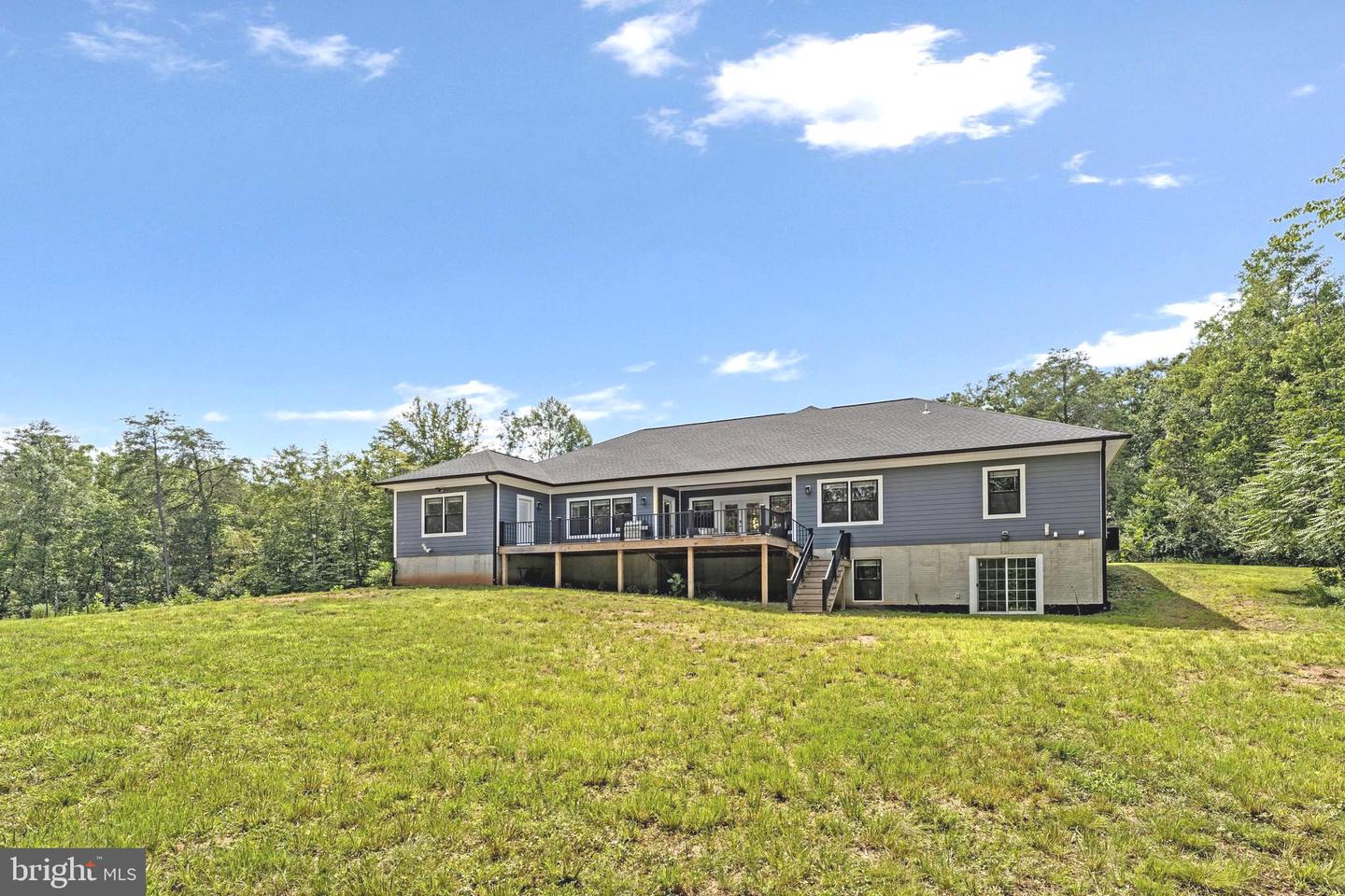 14051 HEATHERS OVERLOOK CT, NOKESVILLE, Virginia 20181, 4 Bedrooms Bedrooms, ,4 BathroomsBathrooms,Residential,For sale,14051 HEATHERS OVERLOOK CT,VAPW2101758 MLS # VAPW2101758
