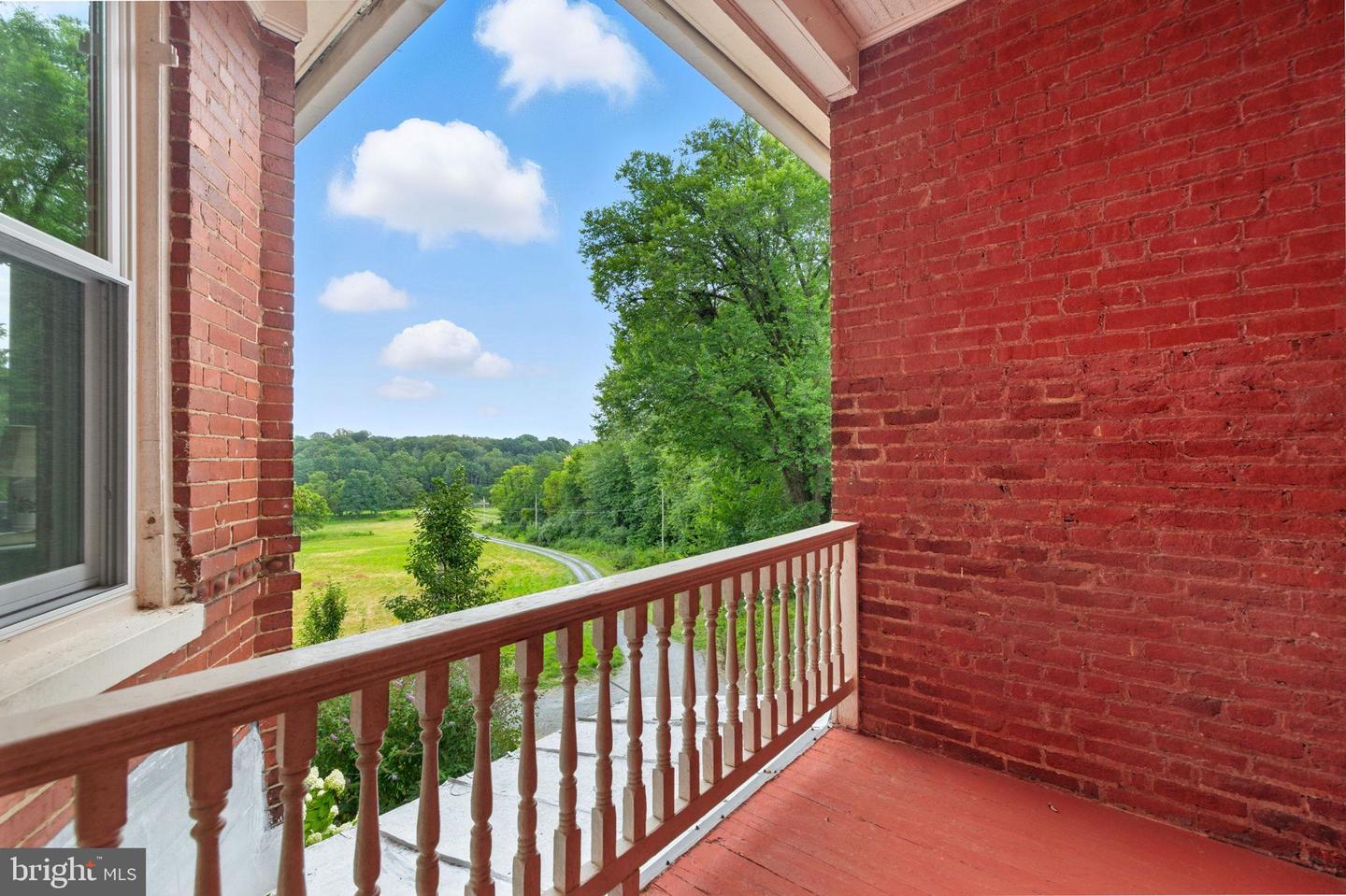 731 APPLE PIE RIDGE RD, WINCHESTER, Virginia 22603, 4 Bedrooms Bedrooms, ,3 BathroomsBathrooms,Residential,For sale,731 APPLE PIE RIDGE RD,VAFV2036248 MLS # VAFV2036248